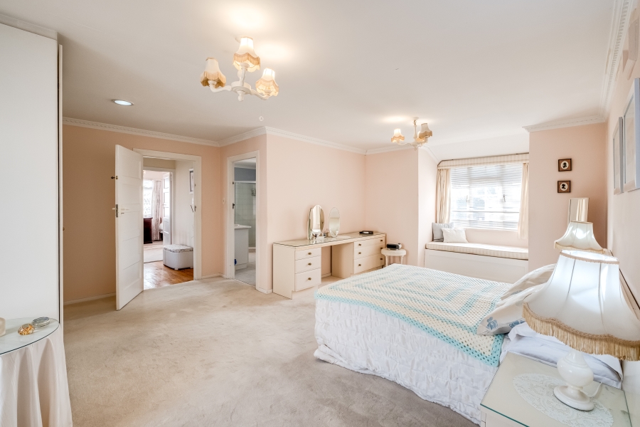 3 Bedroom Property for Sale in Flamingo Vlei Western Cape